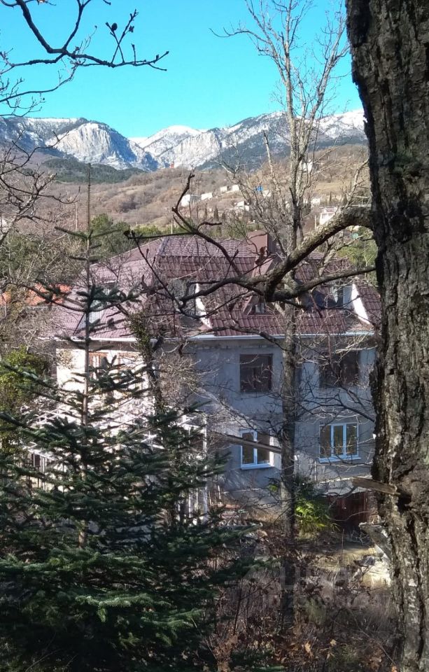 Купить дом 300м² Крым респ., Алушта городской округ, Лавровое село - база ЦИАН, объявление 250300347
