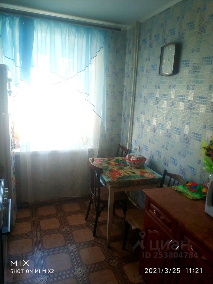 Сдам трехкомнатную квартиру 54м² Нижегородская область, Бор, 2-й микрорайон - база ЦИАН, объявление 253804784