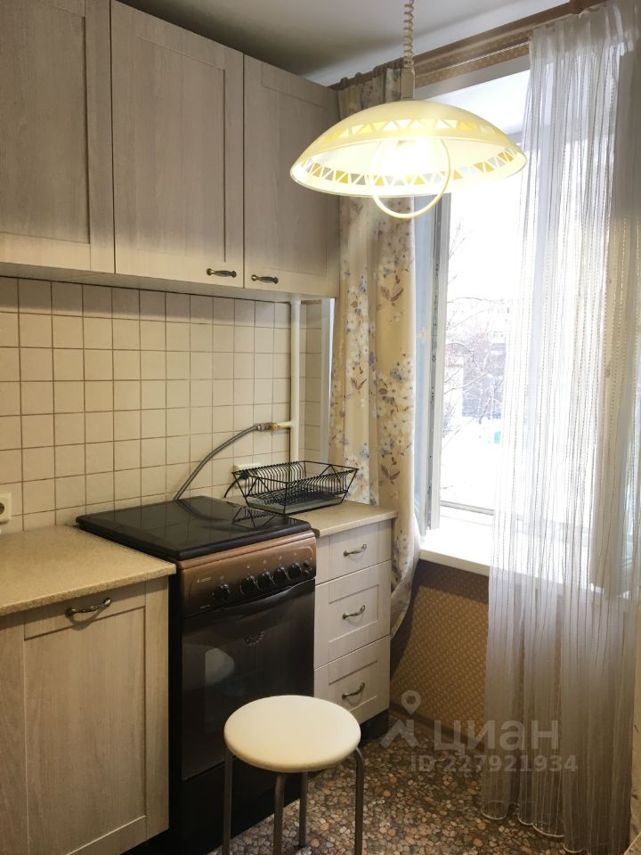 Снять двухкомнатную квартиру 48м² Врачебный проезд, 10К2, Москва, СЗАО, р-н Покровское-Стрешнево м. Щукинская - база ЦИАН, объявление 227921934
