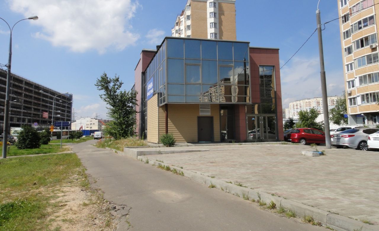 аренда помещений в ТЦ на ул. Дмитриевского, 9А