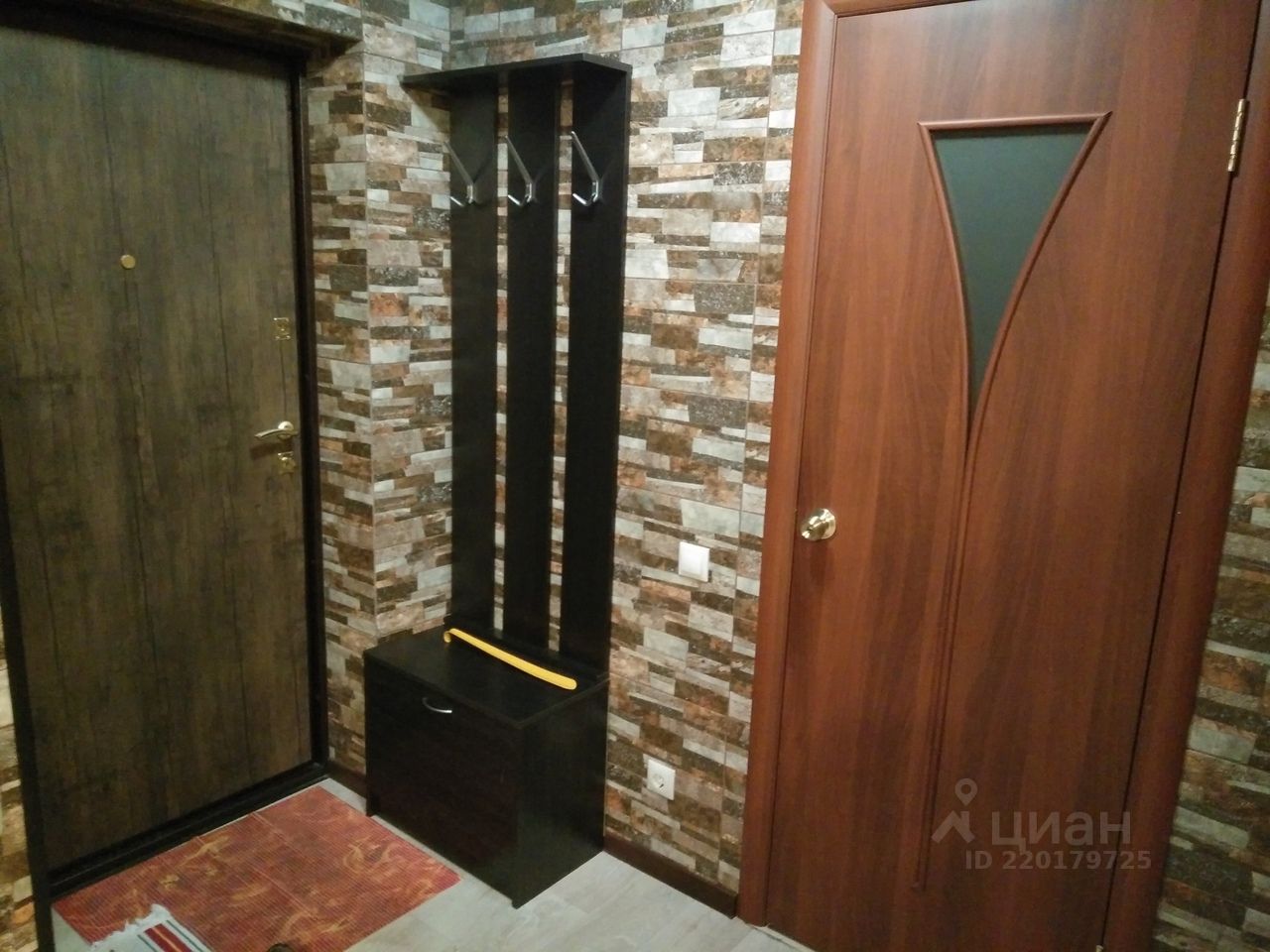 Сдам однокомнатную квартиру 35м² ул. Сержанта Коротаева, 7, Новосибирск, Новосибирская область, р-н Кировский, Северо-Чемской жилмассив м. Площадь Маркса - база ЦИАН, объявление 220179725