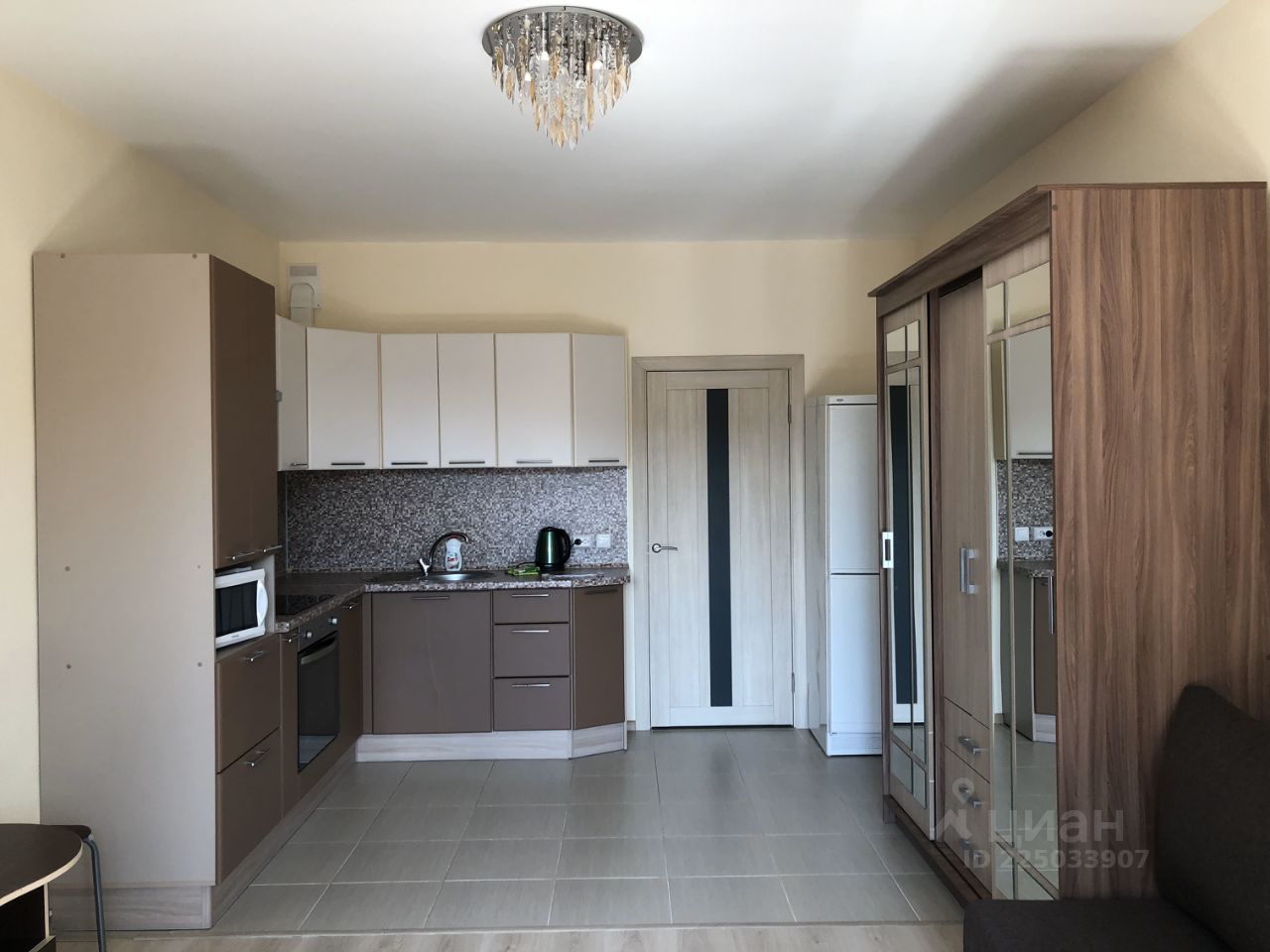 Снять квартиру студию в мурино. Студия в мурино. Снять комнату в коммуналке в девяткино. Квартиры студии цветной город. Челябинск олимпийская 2 посмотреть квартиру-студию.