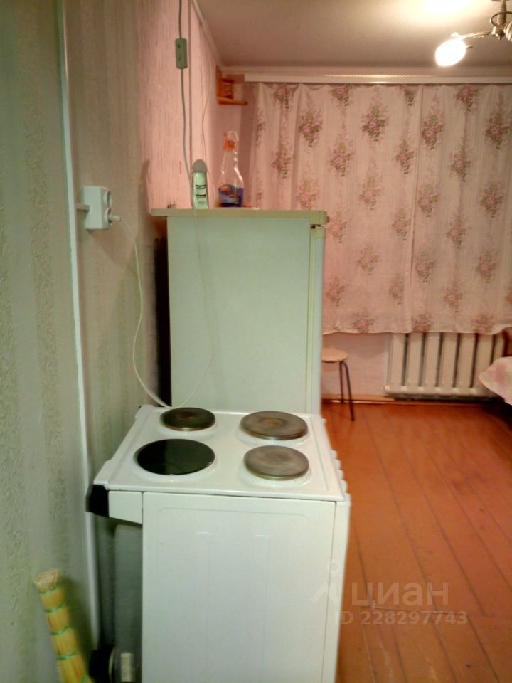Сдам однокомнатную квартиру 16м² ул. Первомайская, 40, Новочебоксарск, Чувашская респ., Западный жилой район, Юраково микрорайон - база ЦИАН, объявление 228297743