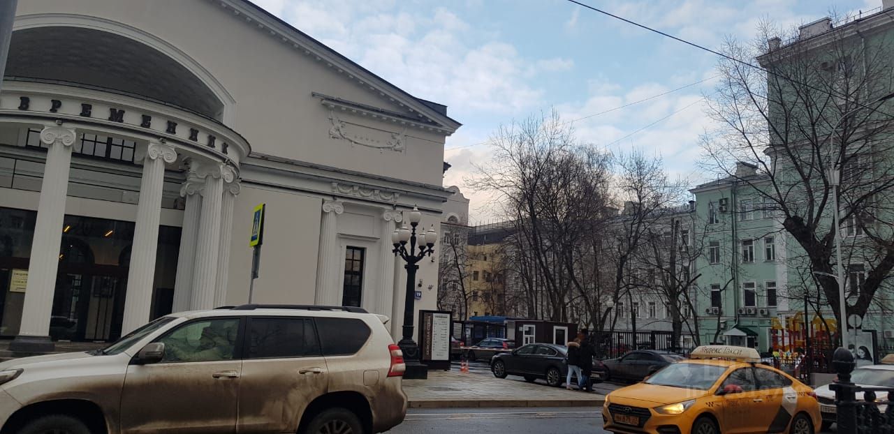 Купить трехкомнатную квартиру 74.3м² ул. Макаренко, 1/19, Москва, ЦАО, р-н Басманный м. Чистые пруды - база ЦИАН, объявление 226197897