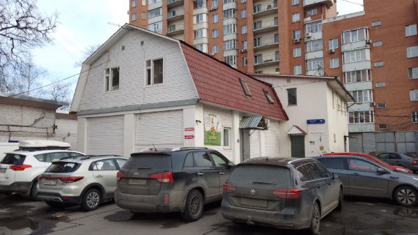 Отдельно стоящее здание на ул. Хромова, 36с10