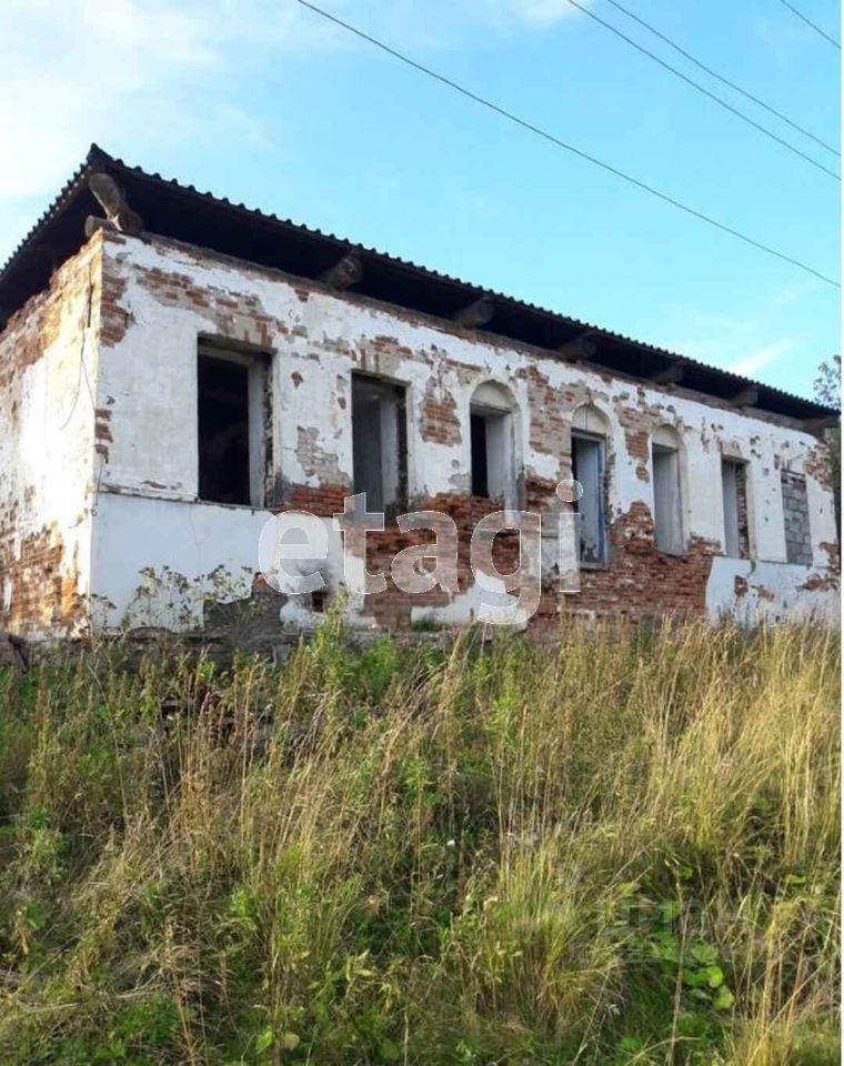 Село серебрянка свердловская область. Село Серебрянка улица Гагарина. Круглый дом в селе Серебрянка. Дорога Баранчинский Серебрянка. Купить дом в Серебрянке Свердловская область.