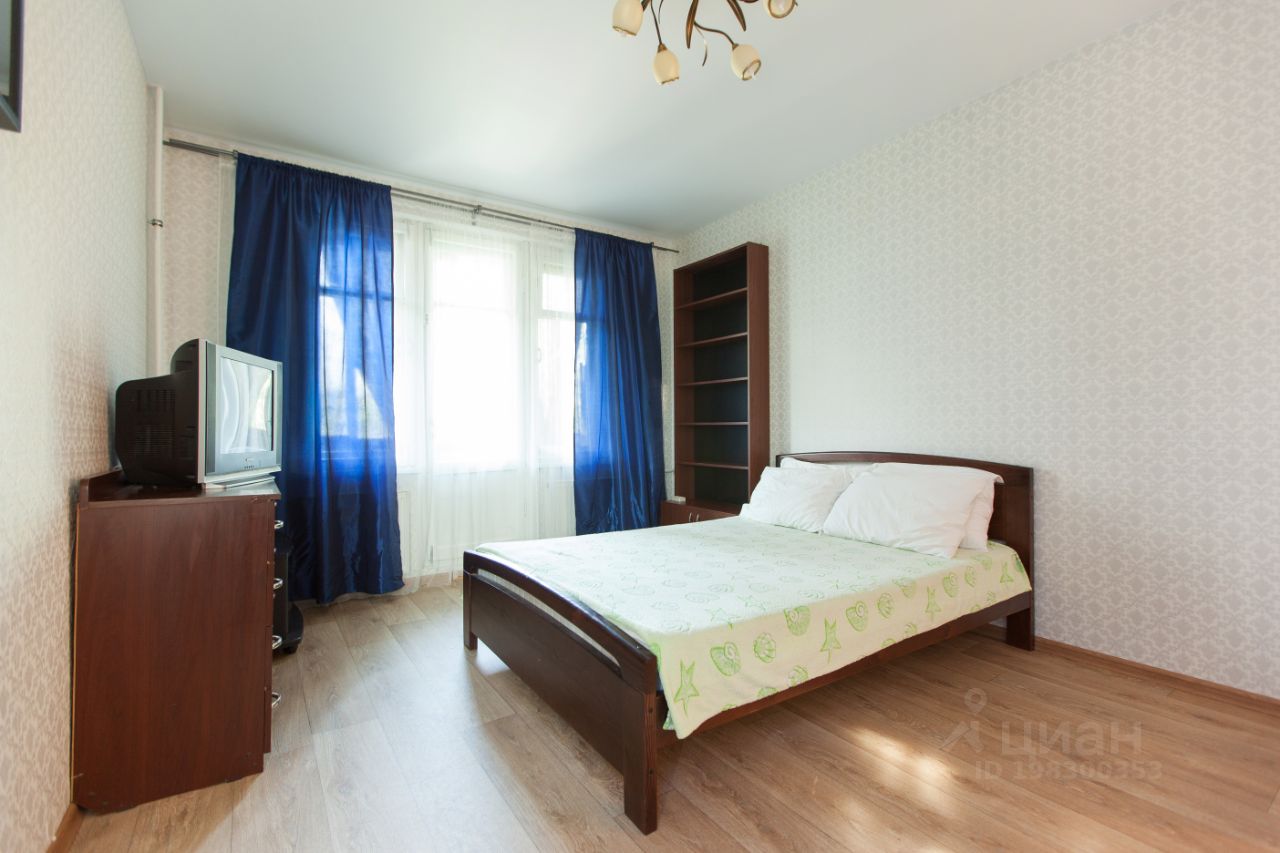 Сдам однокомнатную квартиру 33м² ул. Пушкина, 26Е, Казань, Татарстан респ., р-н Вахитовский м. Площадь Тукая - база ЦИАН, объявление 198300353