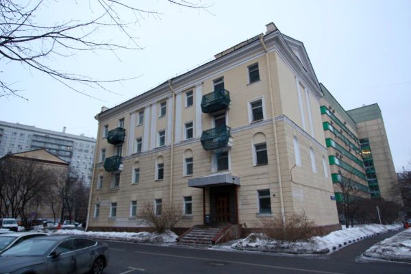 Административное здание в 4-м Добрынинском переулке, 6