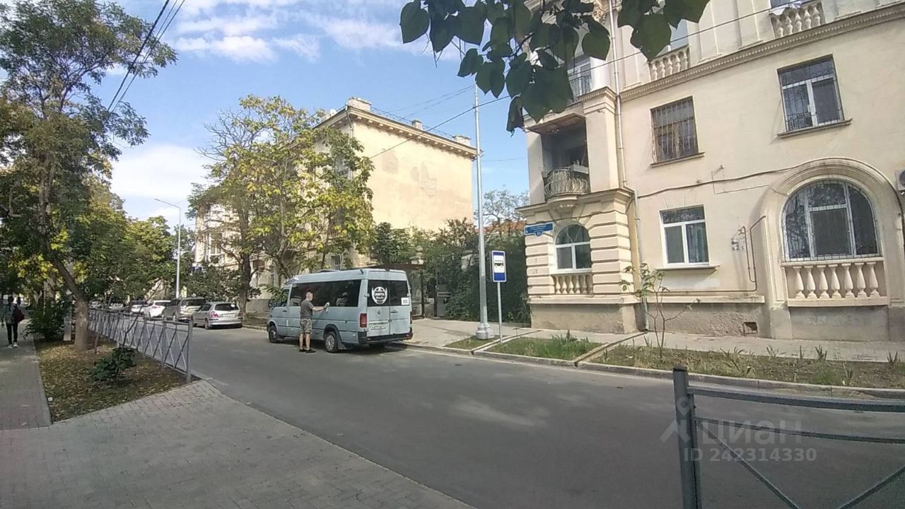 Продажа двухкомнатной квартиры 42м² ул. Терещенко, 16, Севастополь, р-н Ленинский, мкр. Центр - база ЦИАН, объявление 242314330