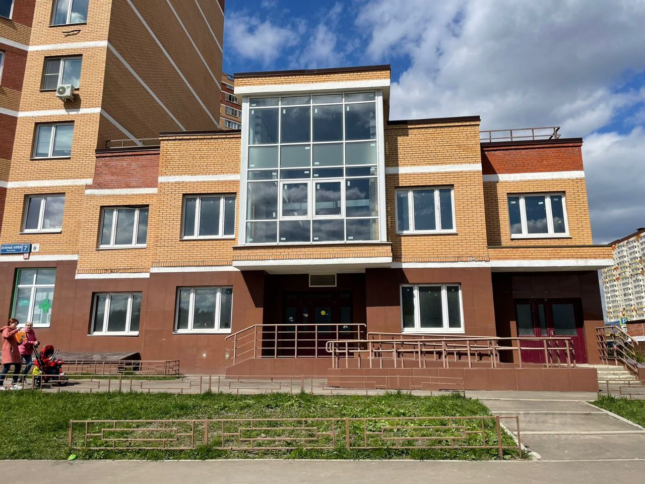Снять здание 481м² бул. Зеленые аллеи, 7, Видное, Московская область ...