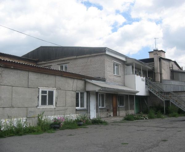 Отдельно стоящее здание на ул. Кравченко, 11Л