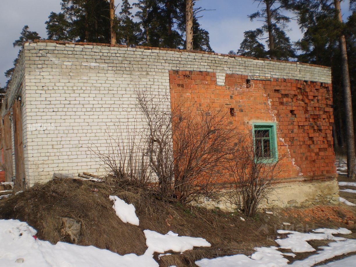 Снять здание 237.4м² ул. Набережная, 136, Ульяновская область, Базарный ...