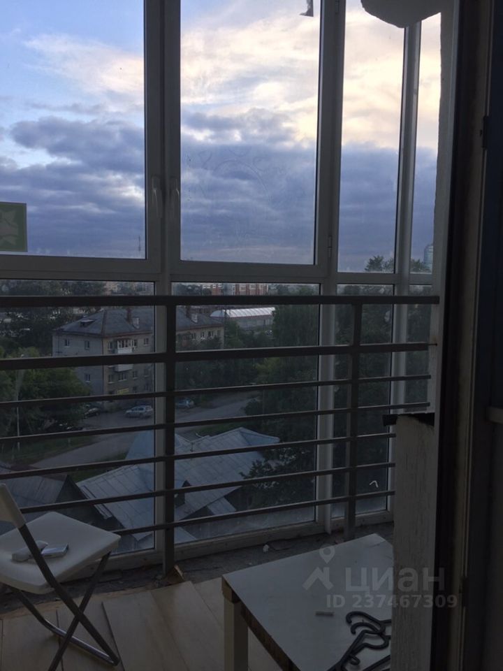 Сдам комнату 80м² ул. Библиотечная, 50А, Екатеринбург, Свердловская область, р-н Кировский, мкр. Втузгородок - база ЦИАН, объявление 237467309