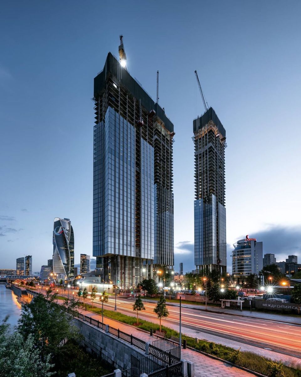 Капитал тауэрс. Башни капитал Тауэр. Капитал Тауэрс Москва. Capital Towers Москва Сити. Небоскреб Кэпитал Тауэр.