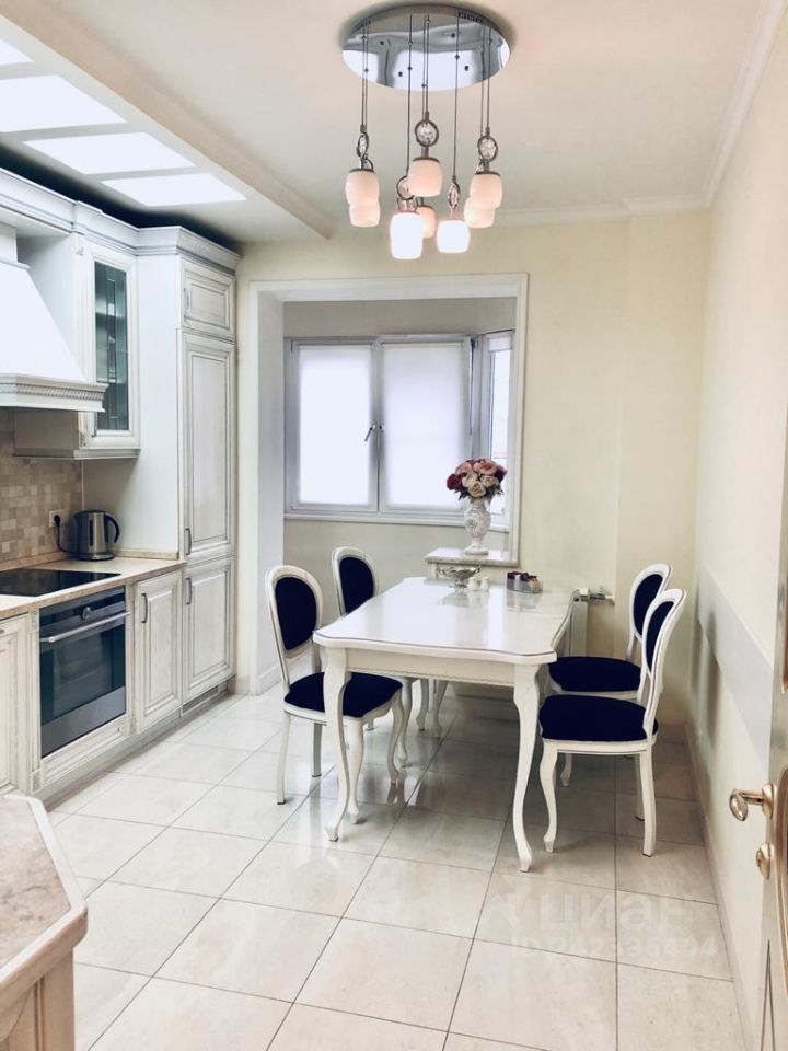 Аренда двухкомнатной квартиры 74м² ул. Островитянова, 5, Москва, ЮЗАО, р-н Обручевский м. Тропарево - база ЦИАН, объявление 242396404