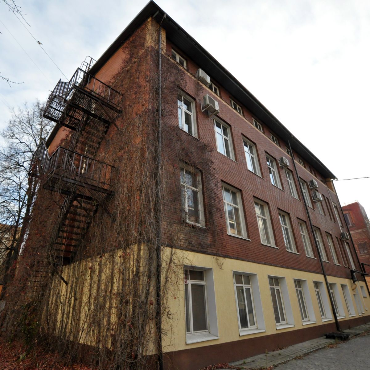 Бизнес Центр на ул. Кастанаевская, 14 (14)