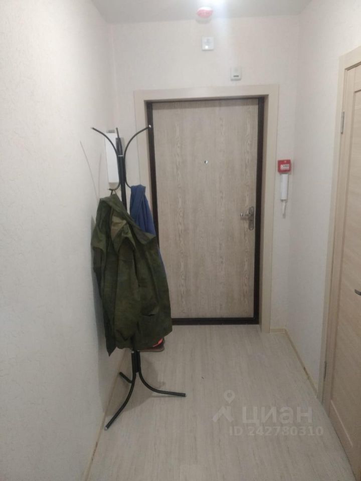 Купить однокомнатную квартиру 26.8м² ул. 1-я Нововатутинская, 5, Москва, НАО (Новомосковский), Десеновское поселение м. Теплый Стан - база ЦИАН, объявление 242780310