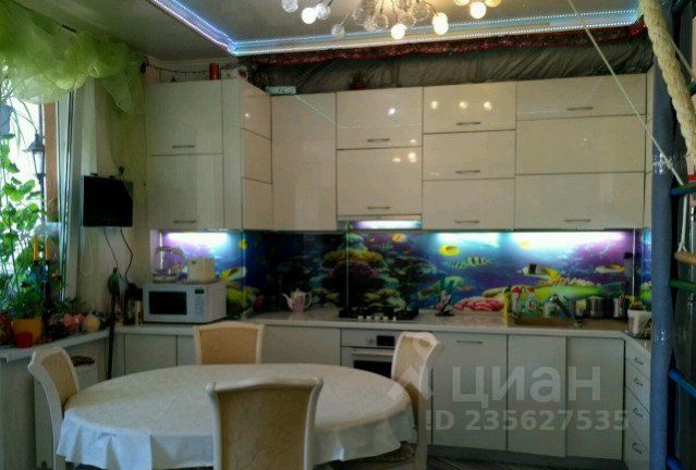 Продаю двухкомнатную квартиру 62м² ул. Липовая аллея, Калининград, Калининградская область, р-н Ленинградский - база ЦИАН, объявление 235627535