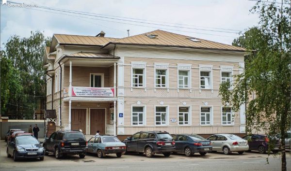 Офисное здание на ул. Козлёнская, 15