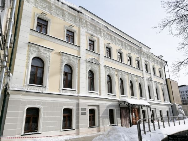 Административное здание Центральный дом Журналиста