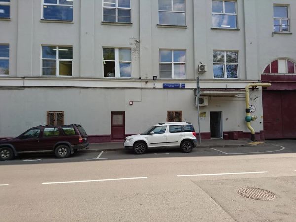 Офисное здание в 2-м Новокузнецком пер., 13/15С4