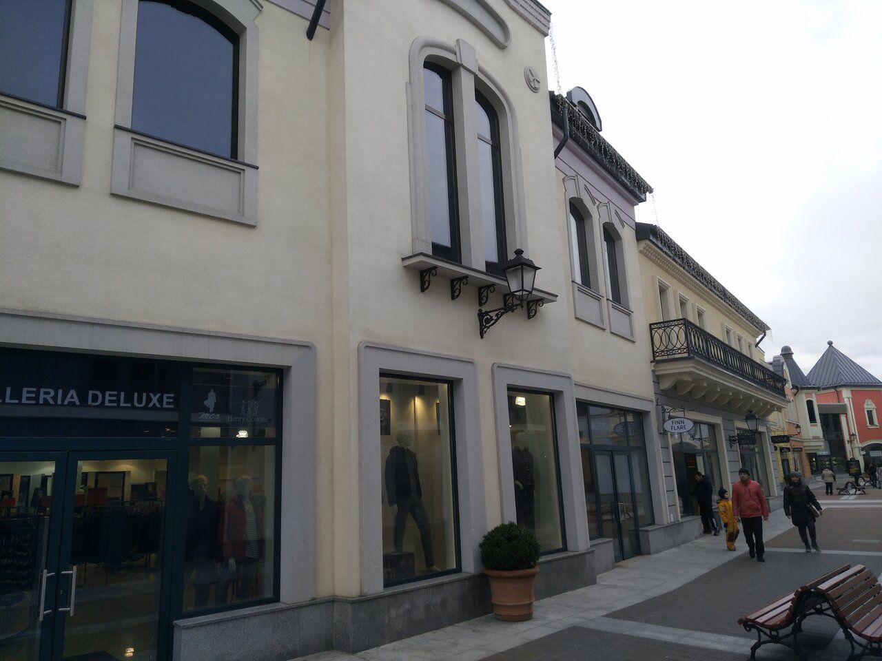 Торговом центре Outlet Village Белая Дача (Аутлет Вилладж Белая Дача) (8с10)