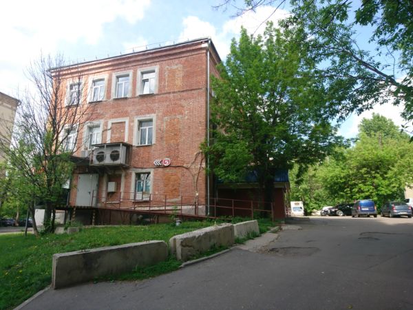 Офисное здание на ул. Большая Остроумовская, 12