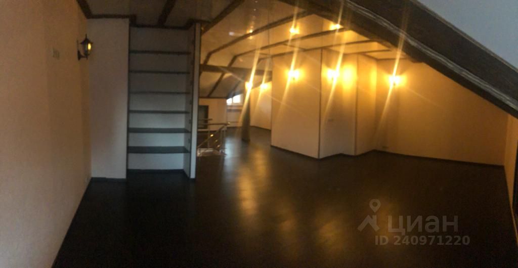 Снять таунхаус 256м² ул. Молодежная, 11, Раменское, Московская область, р-н Северный м. Котельники - база ЦИАН, объявление 240971220