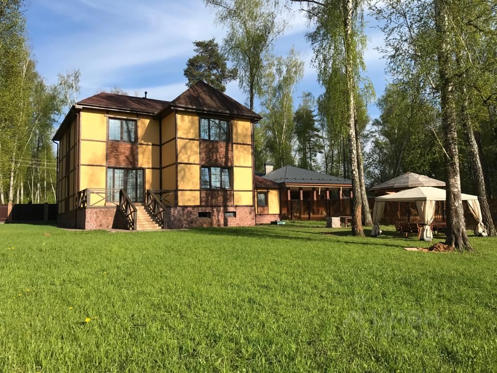 Купить коттедж 350м² Москва, НАО (Новомосковский), Сосенское поселение, Столбово деревня, Столбово-клаб коттеджный поселок, 210 м. Коммунарка - база ЦИАН, объявление 195798930
