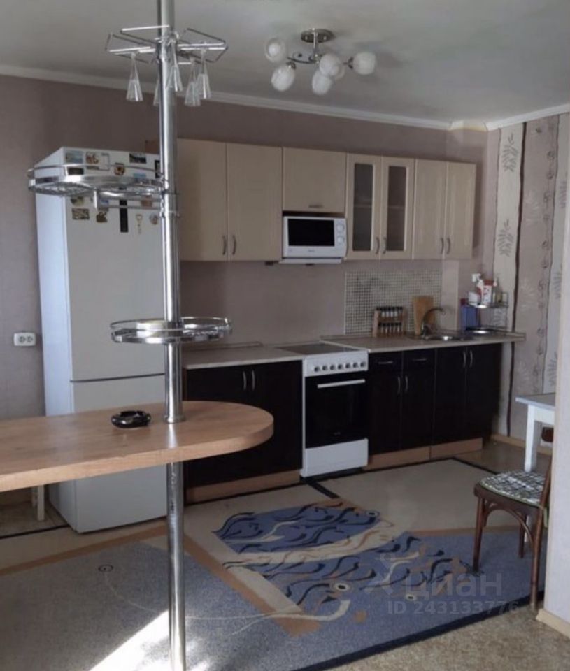 Снять двухкомнатную квартиру 60м² ул. Новосибирская, 16В, Барнаул, Алтайский край, р-н Индустриальный, мкр. Новосиликатный - база ЦИАН, объявление 243133776