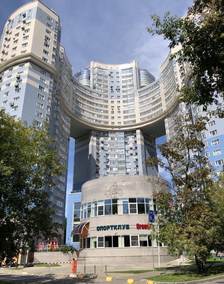 Продажа трехкомнатной квартиры 100м² Сосновая аллея, 1, Москва, СЗАО, р-н Покровское-Стрешнево м. Щукинская - база ЦИАН, объявление 250528741
