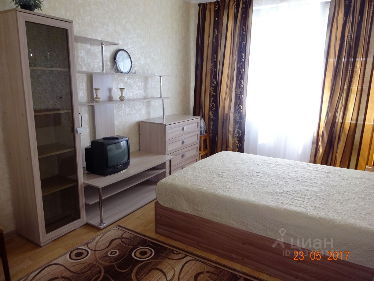 Малая филевская 22 1 комнатная квартира. Снять квартиру в москве рядом с экспоцентром. Квартира на сутки славянский бульвар. Снять квартиру хозяйка москва. Квартира на сутки метро фили.