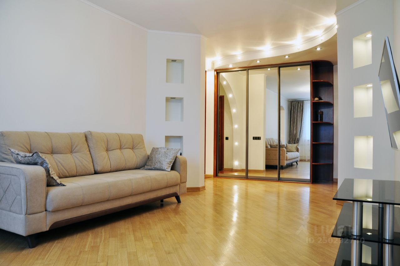 Аренда трехкомнатной квартиры 90м² Шелепихинское ш., 13С2, Москва, ЦАО, р-н Пресненский м. Шелепиха - база ЦИАН, объявление 250232740