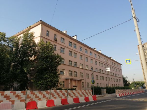 Отдельно стоящее здание на площади Журавлёва, 2с1
