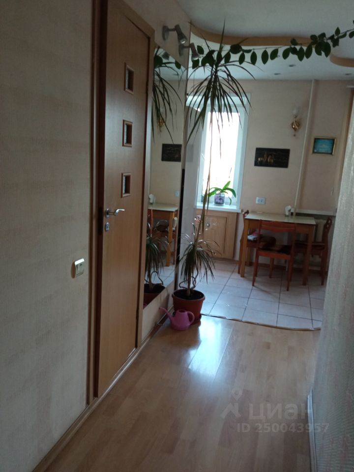 Продаю двухкомнатную квартиру 45м² ул. Попова, 6, Красноярск, Красноярский край, р-н Октябрьский, мкр. Северо-Западный - база ЦИАН, объявление 250043957