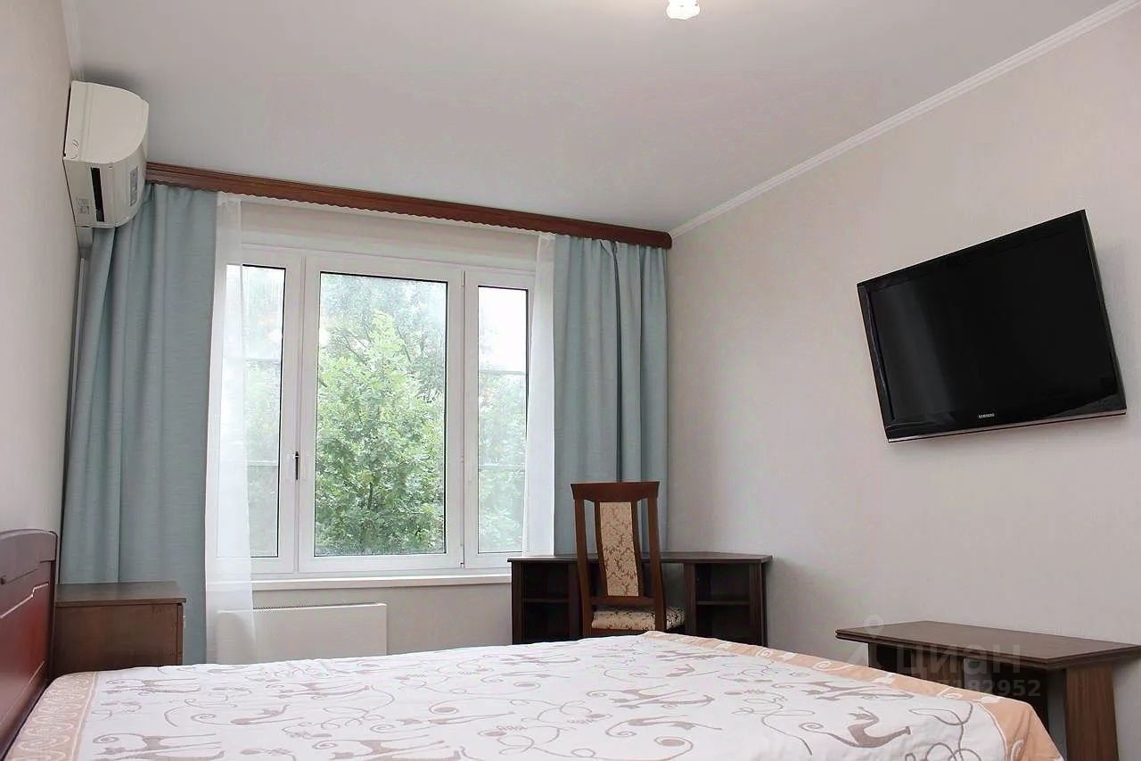 путквыелисты на длительный срок. комната в квартире. комната на длительный срок. снять квартиру на длительный срок станция метро щукинская фиол ветка. сдается комната.