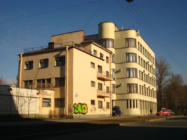 Офисное здание на ул. Свеаборгская, 4