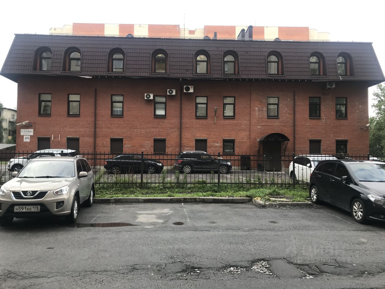 Сдам cклад 5.3м² просп. Славы, 40К2, Санкт-Петербург, р-н Фрунзенский, № 72 м. Проспект Славы - база ЦИАН, объявление 252563411
