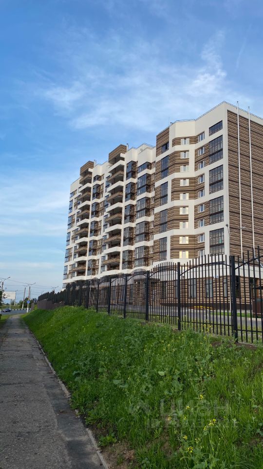 Продажа двухкомнатной квартиры 64м² ул. Энтузиастов, 1А, Чебоксары, Чувашская респ., р-н Московский, мкр. Литейка - база ЦИАН, объявление 238132321