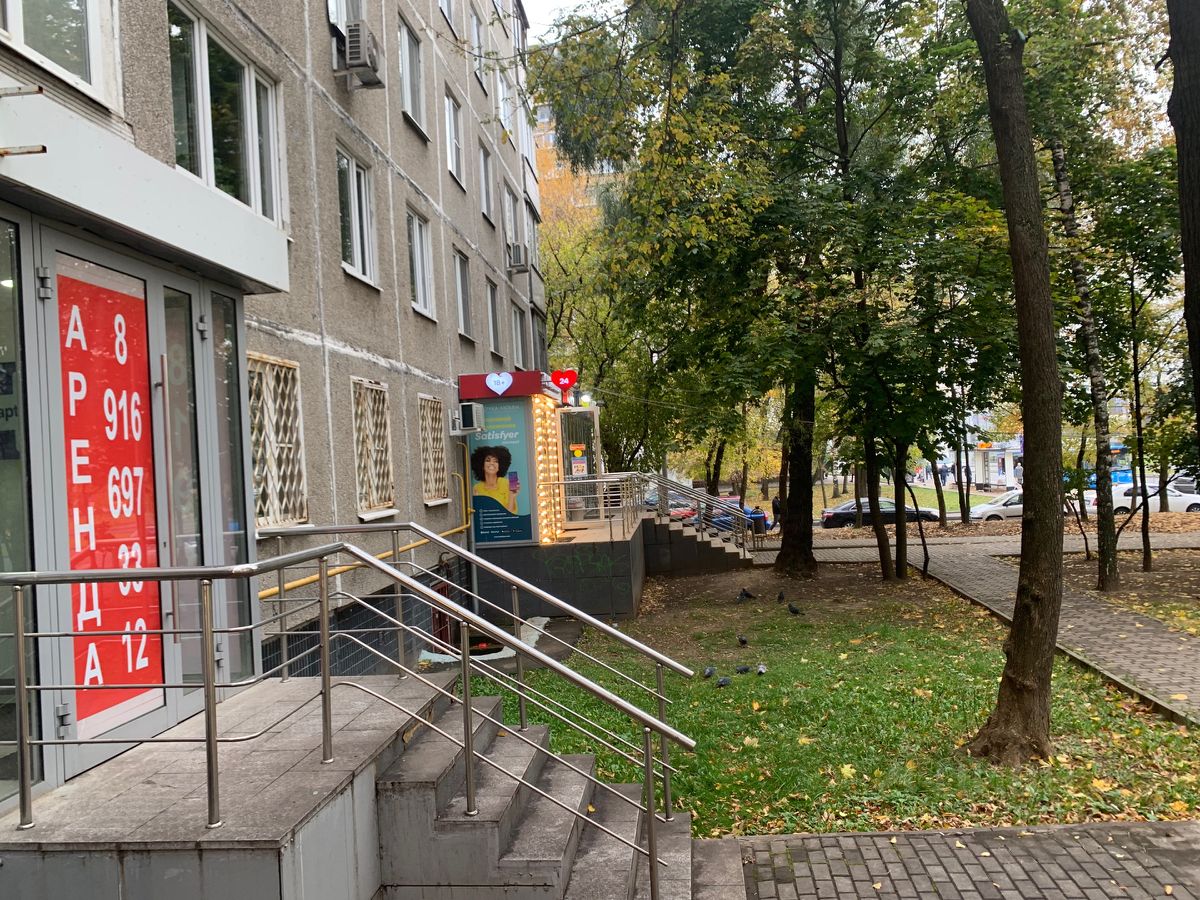 Сдам помещение свободного назначения 50м² ул. Красного Маяка, 4К1, Москва, ЮАО, р-н Чертаново Центральное м. Пражская - база ЦИАН, объявление 242794997