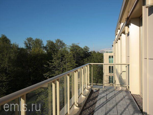 продажа квартир Крестовский 12