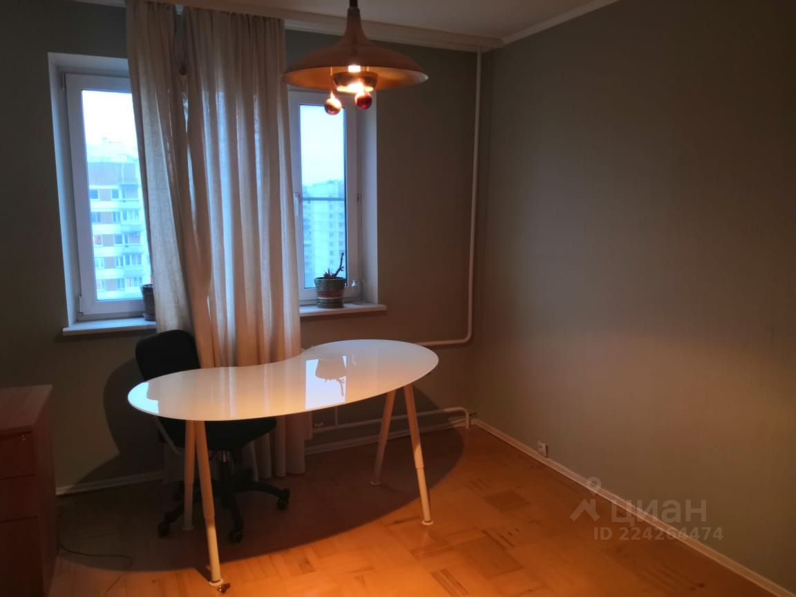 Сдам двухкомнатную квартиру 54м² Никулинская ул., 15К1, Москва, ЗАО, р-н Тропарево-Никулино м. Озерная - база ЦИАН, объявление 224264474