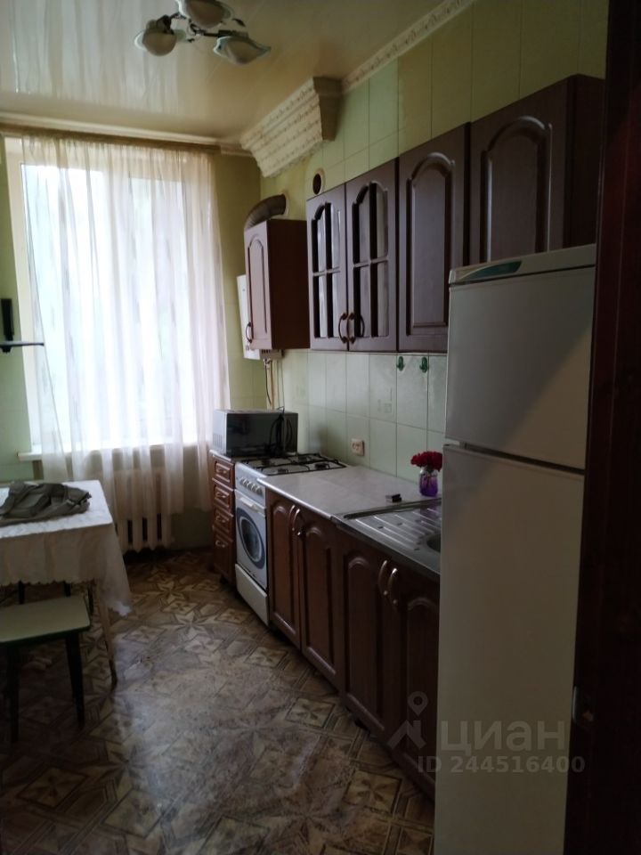 Продаю двухкомнатную квартиру 58м² ул. Больничная, 3, Каменск ...