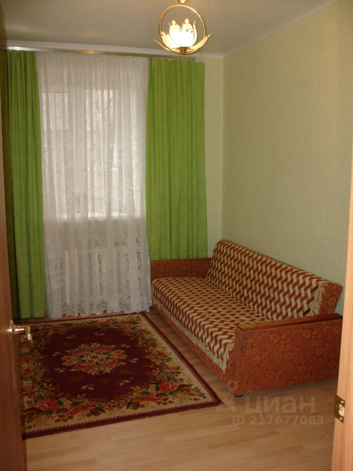 Фурманова 37. Фурманова 37. Минимарт. Новоуральск фурманова 37. Улица фурманова 14 ковров.