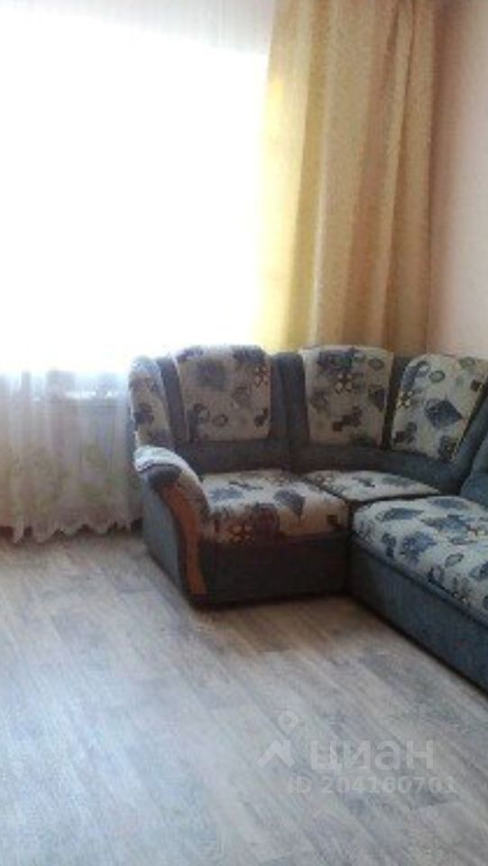 chuzhuyu-zhenu-snyat-v-astrahani-dagestanku-nomer-i-tsenu