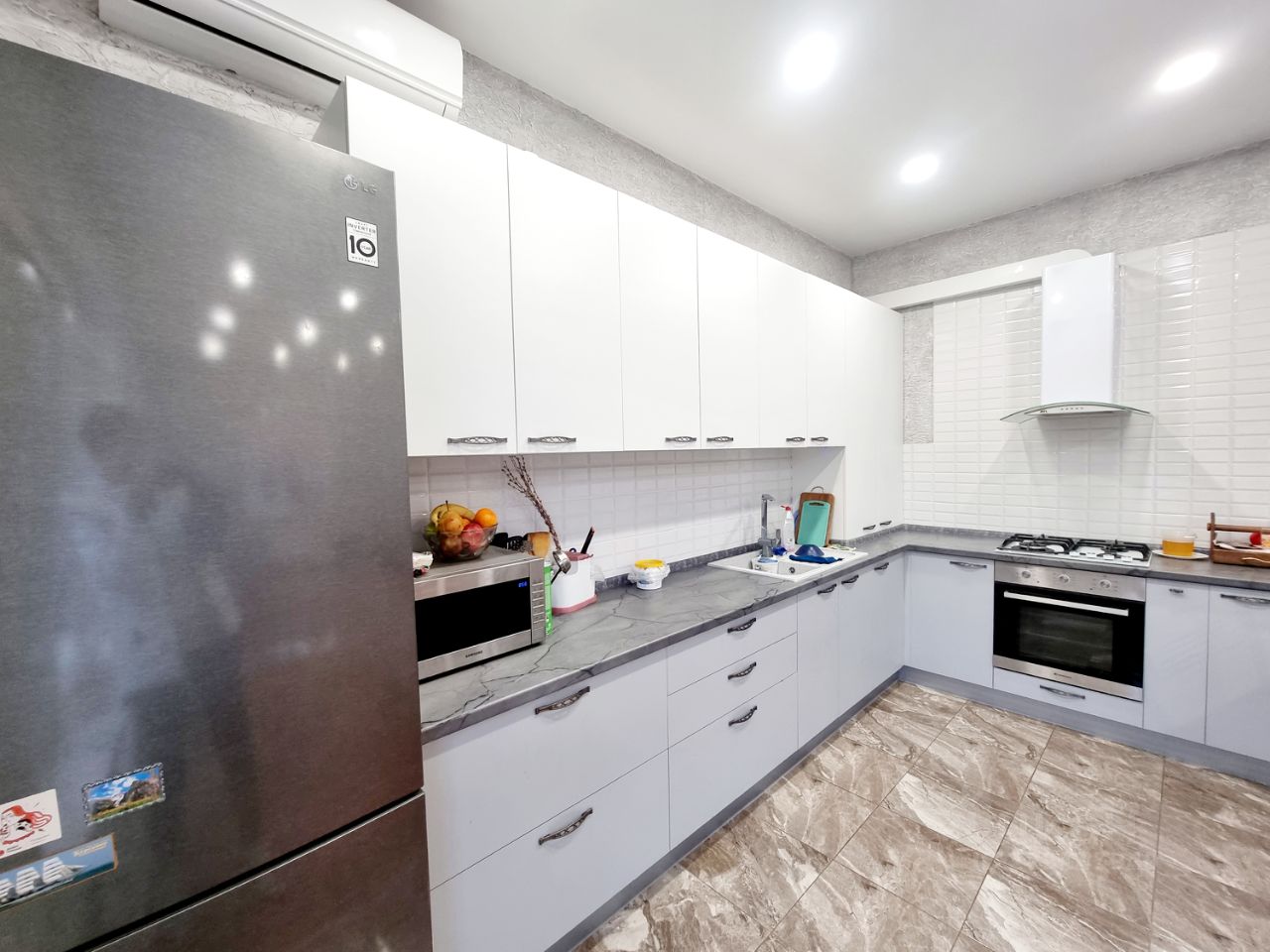 Продаю дом 102м² Революционная ул., Батайск, Ростовская область - база ...