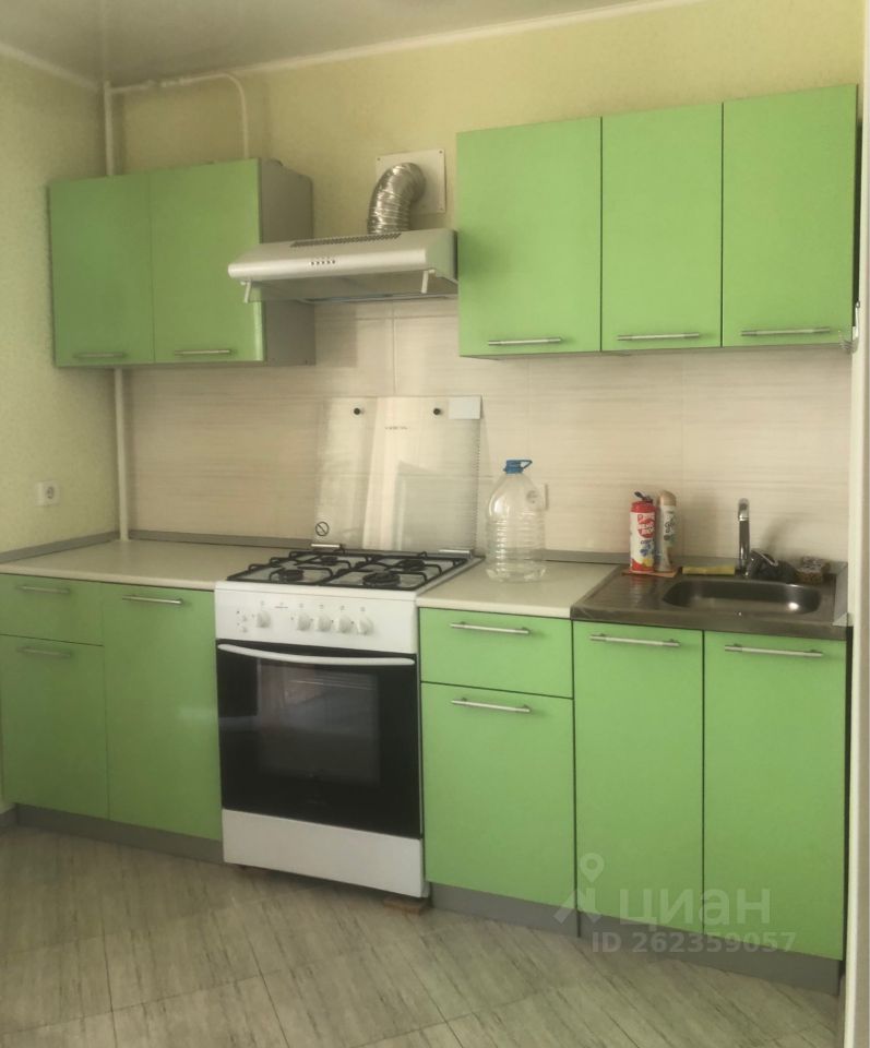 Снять однокомнатную квартиру 41м² Гостенская ул., 16, Белгород, Белгородская область, мкр. Гостенский, Западный - база ЦИАН, объявление 262359057