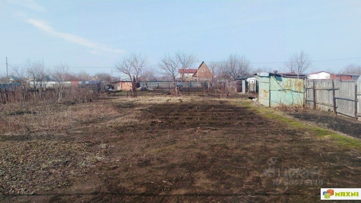 Погода в комсомольске самарская область. Поселок Комсомольский Самарская область Кинельский район. Яблоневая улица Новокуйбышевск. СНТ огонек Семеновка Новокуйбышевск. Авито Новокуйбышевск участки огонек.