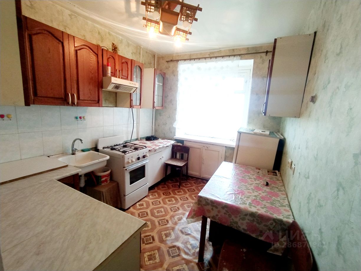 центральная 42