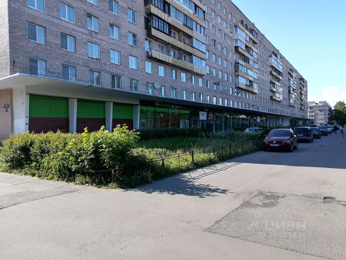 Продажа доли в квартире 67.5м² Новоизмайловский просп., 3, Санкт ...